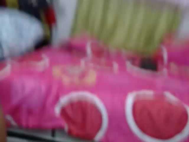 Snímky obrazovky vysielania Safirablue