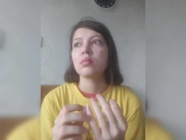 Snímky obrazovky vysielania SaintLuciferr