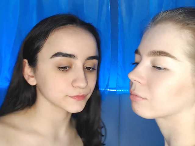 Snímky obrazovky vysielania SalmaAgnes