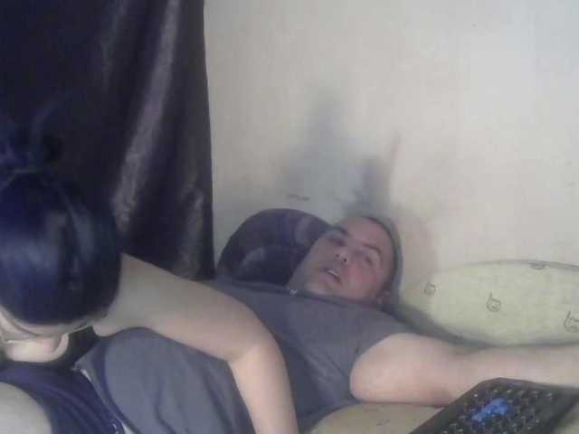 Snímky obrazovky vysielania SamantaandJohn