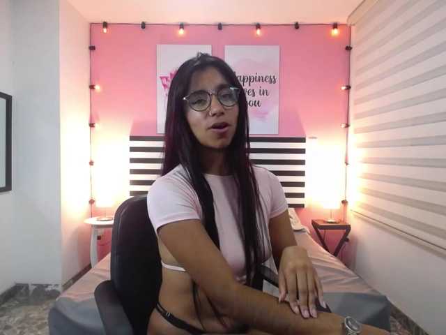 Snímky obrazovky vysielania samantha-gome