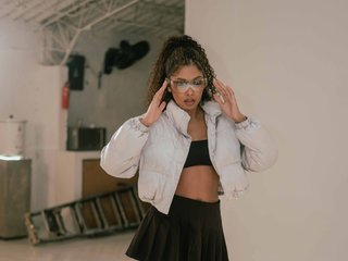 Erotický videohovor saraaisa