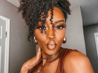 Erotický videohovor Sarah-Sweets