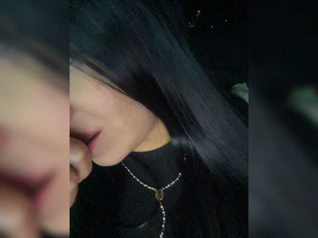 Snímky obrazovky vysielania SarahColliins