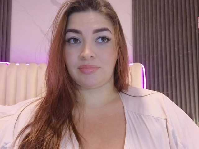 Snímky obrazovky vysielania SarahReyes1