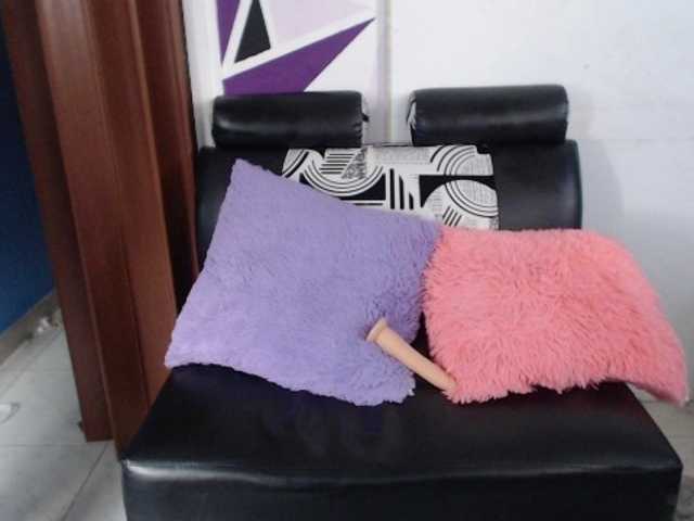 Snímky obrazovky vysielania SaraThomps