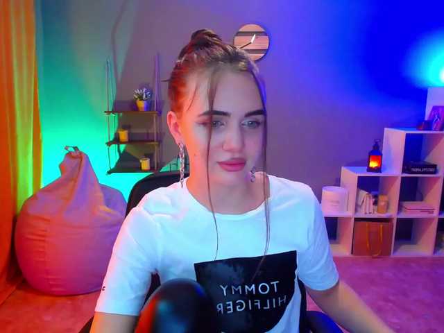 Snímky obrazovky vysielania Saudade9