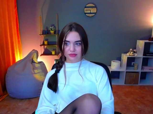 Snímky obrazovky vysielania Saudade9