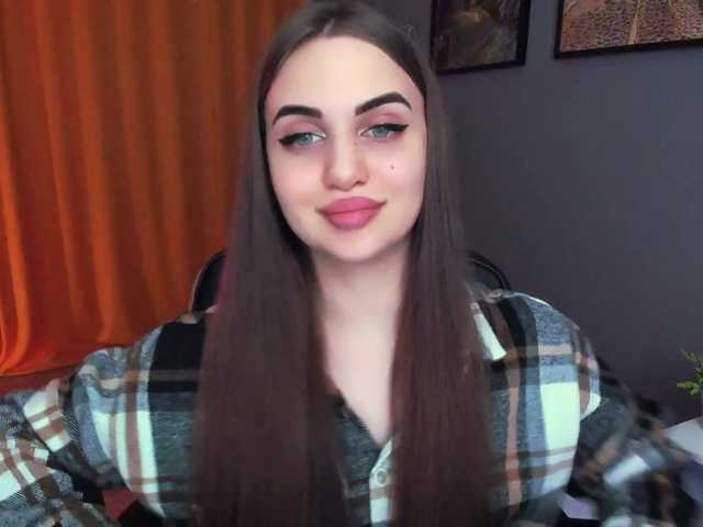 Snímky obrazovky vysielania Saudade9