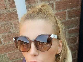 Erotický videohovor SavageAss