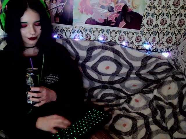 Snímky obrazovky vysielania Saymeowplz1