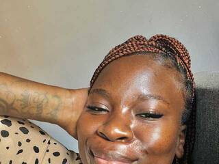 Erotický videohovor Secymelanin