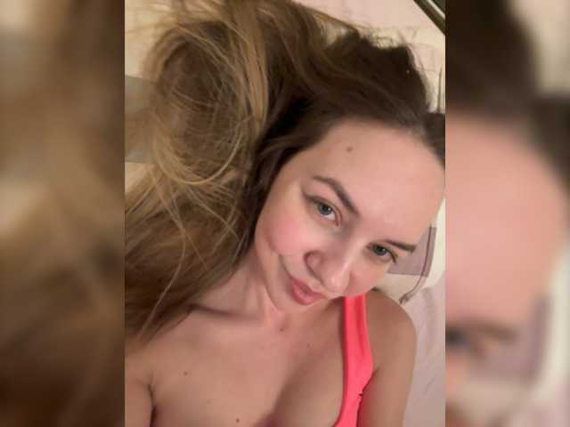 Snímky obrazovky vysielania sensualmilana