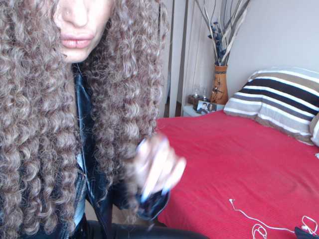 Snímky obrazovky vysielania SexiBelle