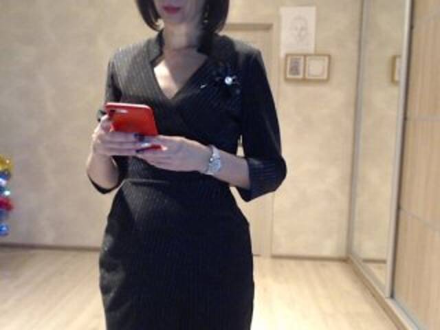 Snímky obrazovky vysielania Sexwife75