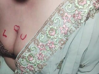 Erotický videohovor Sexxybhabhi1411