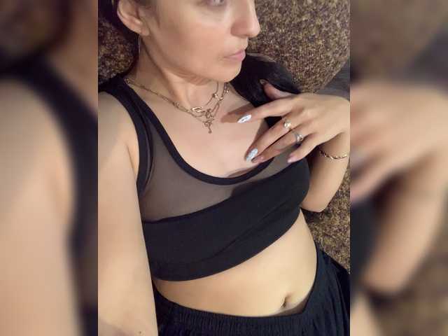 Snímky obrazovky vysielania SexyANGEL7777