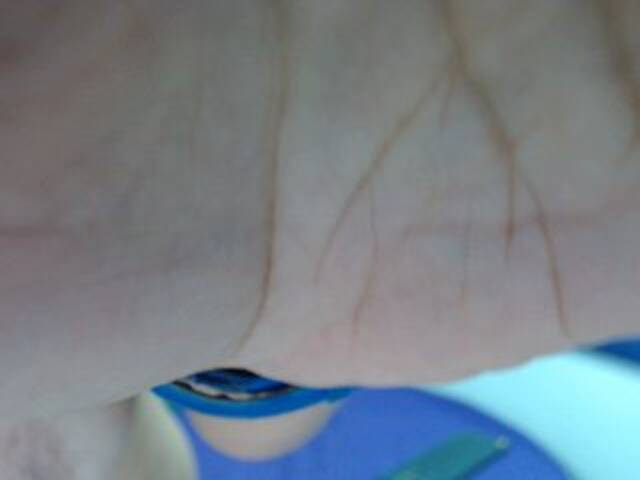 Snímky obrazovky vysielania sexycarol