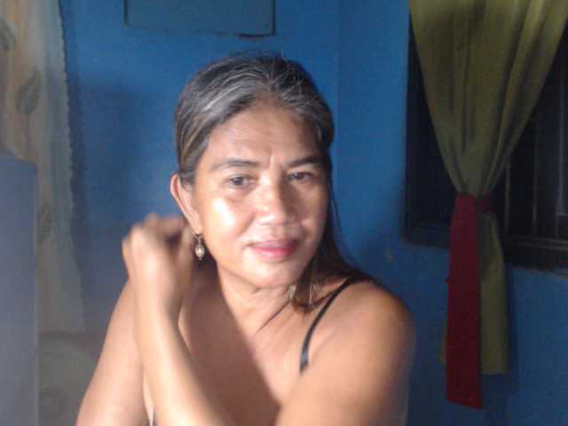 Snímky obrazovky vysielania sexyHOTmature