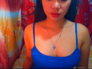 Fotografie SEXYKlTTEN18 hi dear i need 50 tokens to give 3 minute naked show come on :)