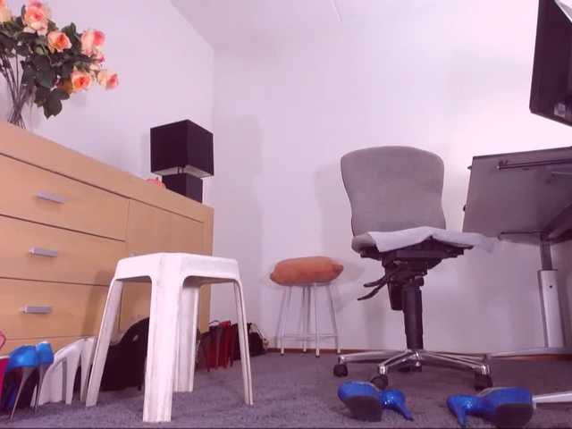 Snímky obrazovky vysielania SexyLegs