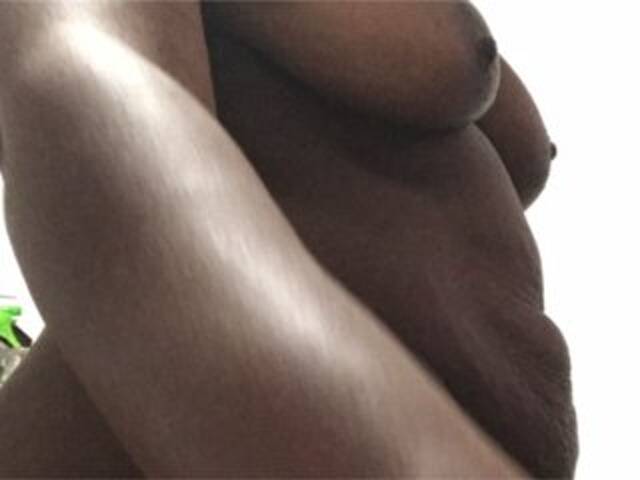 Snímky obrazovky vysielania sexyambitions