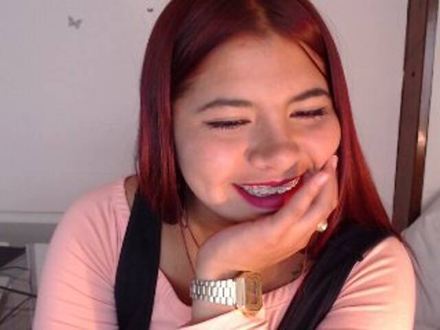 Snímky obrazovky vysielania sexyteenlen