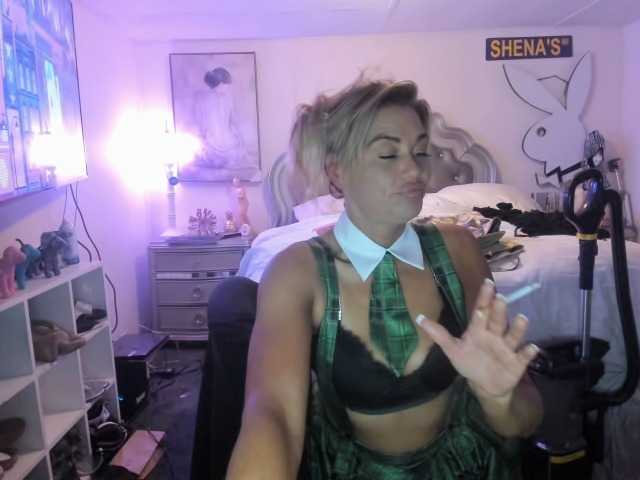 Snímky obrazovky vysielania sheknowsit