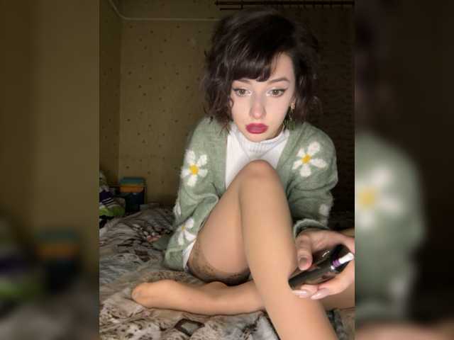 Fotografie Valeria_Lol I only undress in a private chat