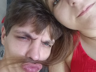 Erotický videohovor HornyLadyAndAndrey