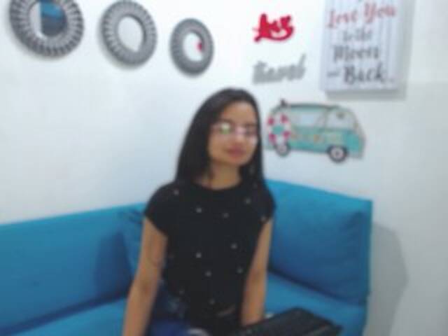 Snímky obrazovky vysielania Simba-Nala