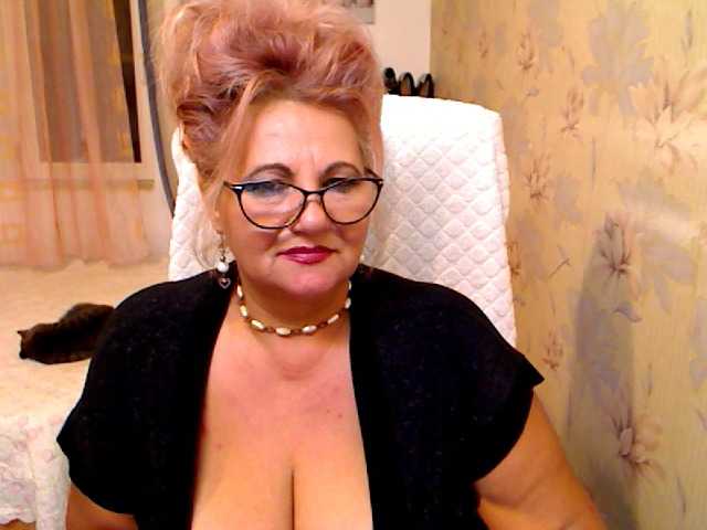 Snímky obrazovky vysielania sinwoman