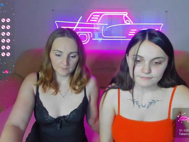 Snímky obrazovky vysielania SixNipples