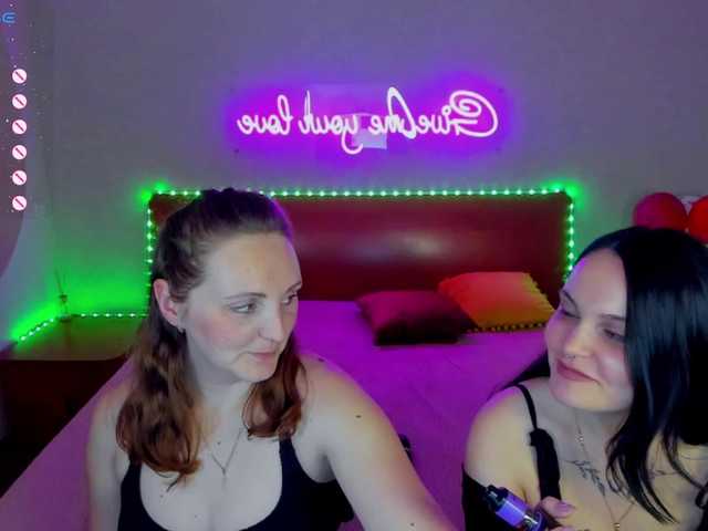 Snímky obrazovky vysielania SixNipples