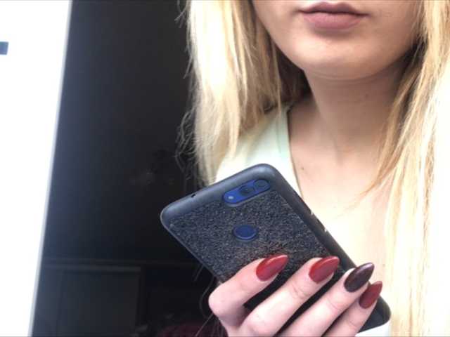 Snímky obrazovky vysielania Blue_EyedGirl