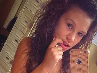 Erotický videohovor Slaytay01