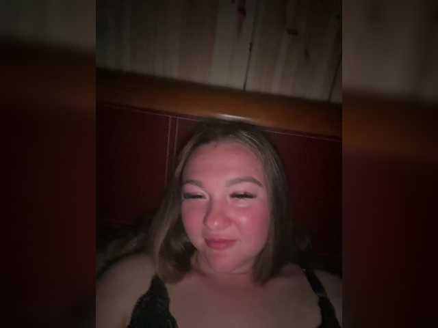 Snímky obrazovky vysielania Snesha13