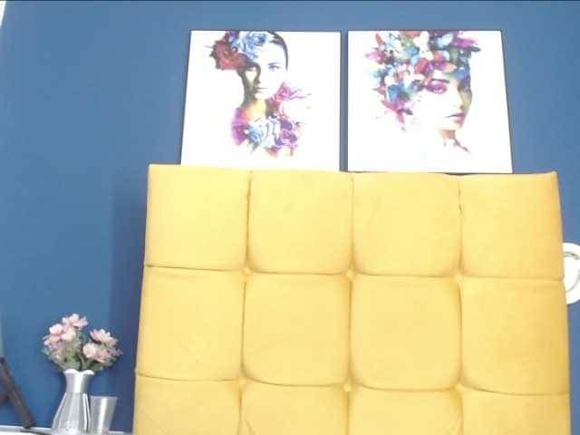 Snímky obrazovky vysielania SofiaSexy22