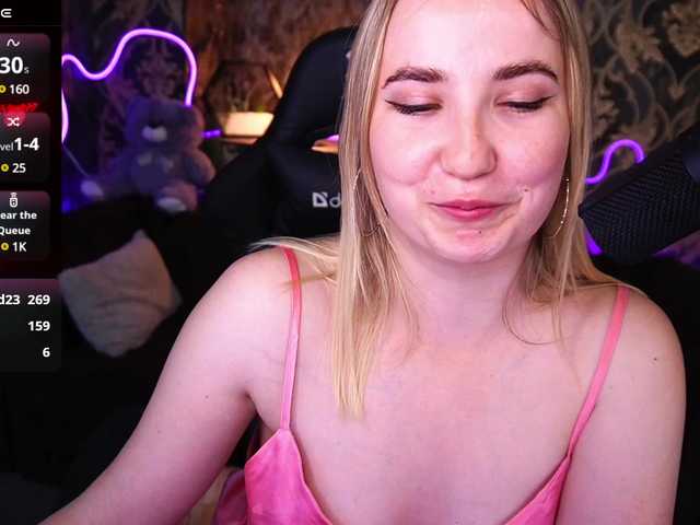 Snímky obrazovky vysielania SofieBloom