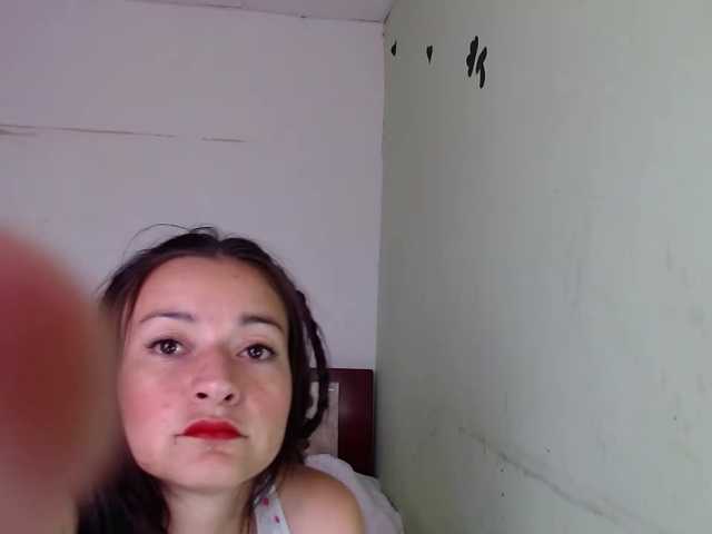 Snímky obrazovky vysielania SofiMartinez1