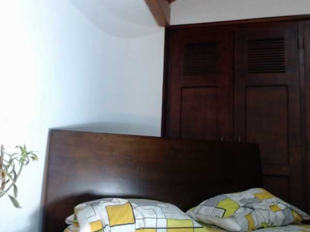 Snímky obrazovky vysielania SofiaVanizelo