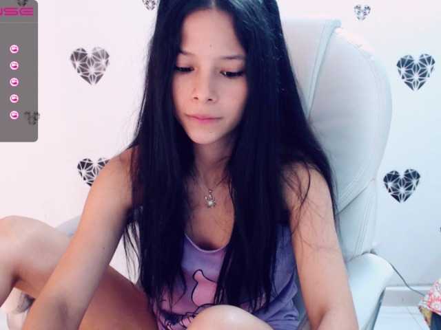 Fotografie softdoll hi guy, welconme my room, let's have fun #latina #teen #daddy #tease