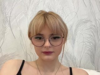 Erotický videohovor Sophie-doll