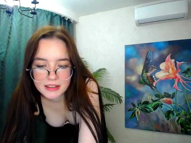 Snímky obrazovky vysielania SparklyGlance