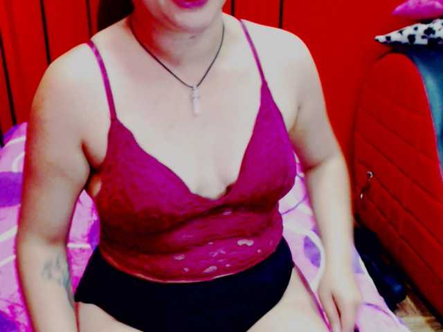 Fotografie Stephanyhot1 welcome to my room, I'm Stephany, add me to your favorites list and let's have pleasant orgasms ♥♥♥Would you like to experiment with the prohibited? Let's go private and find out