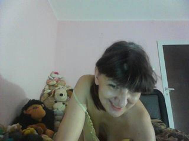 Snímky obrazovky vysielania strawberychus