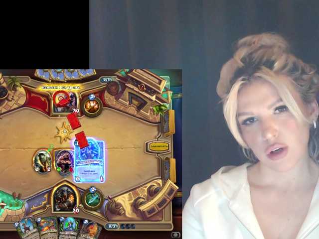 Snímky obrazovky vysielania CyberWhore111