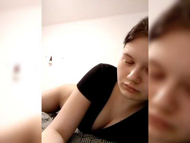 Snímky obrazovky vysielania Sunny-Smail