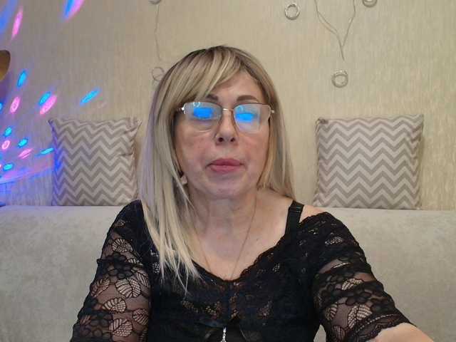 Snímky obrazovky vysielania SusieNoreen