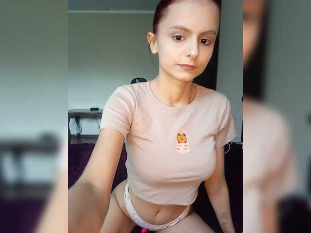 Snímky obrazovky vysielania Sweet-bitch69